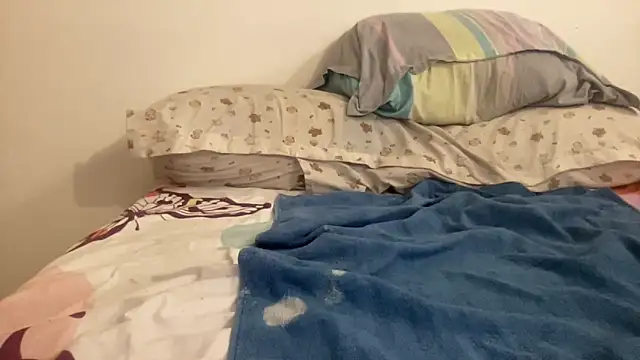 shineofcrazy online show from October 2025 11:35:02 PM