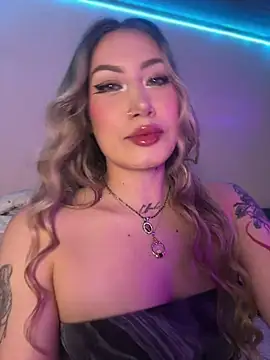 Lally Valencia   online show from November 2025 08:46:01 AM