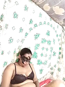 monekhan123 online show from February 2025 08:04:02 PM