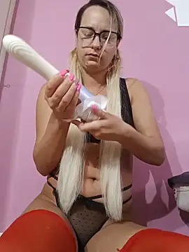 Mia RainX online show from June 2026 04:15:01 AM