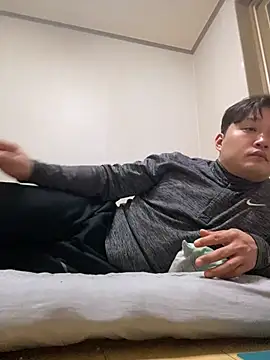 offwhite777 online show from February 2025 02:54:02 PM