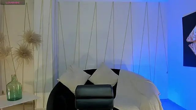 Snapshot of BeccaBaxter chatting on March 2026 11:57:01 AM BeccaBaxter online show from March 2026 11:57:01 AM