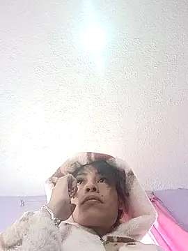 Raichell  online show from October 2025 02:07:02 PM