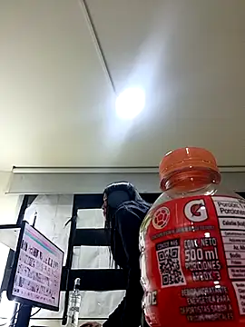 Raichell  online show from January 2026 01:11:01 AM