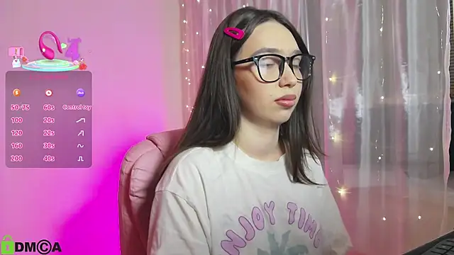 Arianahot777 online show from September 2025 08:32:02 PM