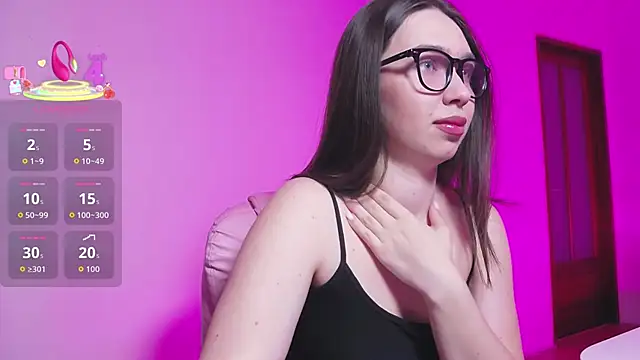 Arianahot777 online show from April 2026 09:45:01 PM