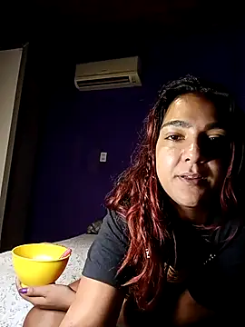 Pantaneirasexy online show from November 2025 05:42:01 PM