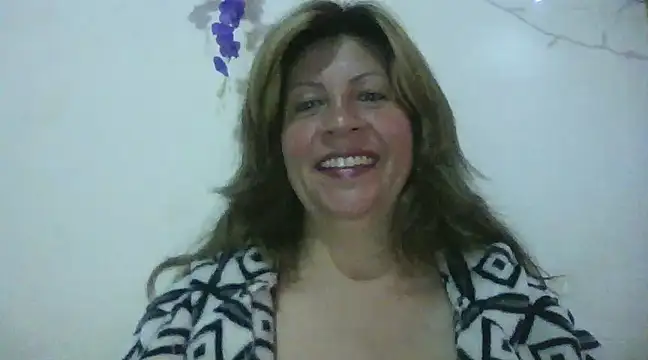 Snapshot of xxsexycutexxx chatting on February 2025 02:23:01 PM xxsexycutexxx online show from February 2025 02:23:01 PM