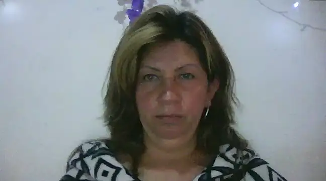 Snapshot of xxsexycutexxx chatting on February 2025 05:25:02 PM xxsexycutexxx online show from February 2025 05:25:02 PM