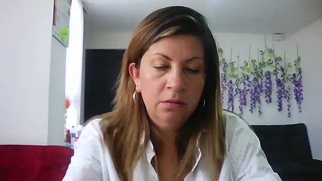 Snapshot of xxsexycutexxx chatting on October 2025 07:36:02 PM xxsexycutexxx online show from October 2025 07:36:02 PM