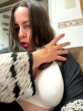 laarti online show from October 2025 11:27:02 PM