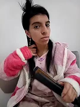 Ariell Kieran online show from March 2025 10:26:01 PM