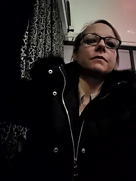 Fuxy-love69 online show from January 2026 03:49:01 PM