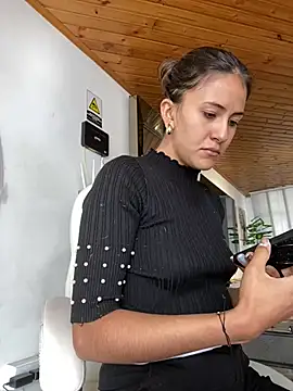 Andrea18 blonde online show from March 2025 01:39:02 PM