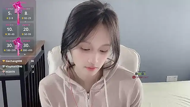 xunian71O online show from February 2026 02:49:02 AM