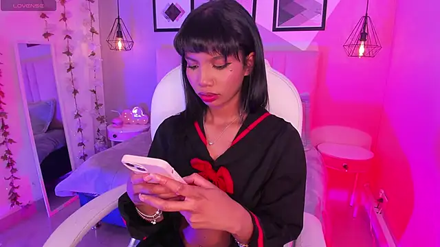 Gigi Strawberry online show from September 2025 04:36:01 AM