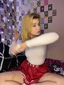 Snapshot of RozaliyRi chatting on January 2025 09:37:02 AM RozaliyRi online show from January 2025 09:37:02 AM