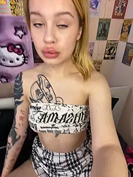 Snapshot of RozaliyRi chatting on February 2025 09:37:01 AM RozaliyRi online show from February 2025 09:37:01 AM