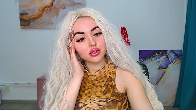 MissisCaty online show from March 2025 09:44:02 AM