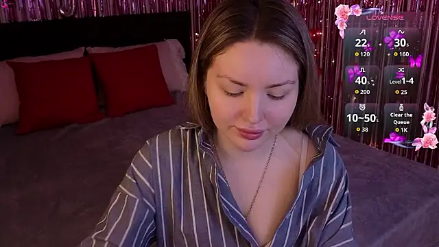 Lora Rosee online show from March 2026 02:00:02 PM