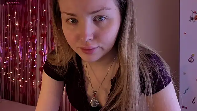 Snapshot of Lora_Rosee chatting on June 2026 02:23:01 PM Lora Rosee online show from June 2026 02:23:01 PM