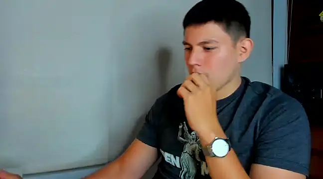 JamesCr  online show from February 2025 09:31:02 PM