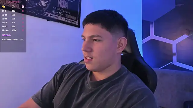 JamesCr  online show from September 2025 02:55:02 AM