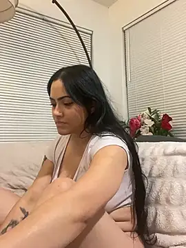 Snapshot of nadia06 chatting on February 2025 11:47:02 PM nadia06 online show from February 2025 11:47:02 PM