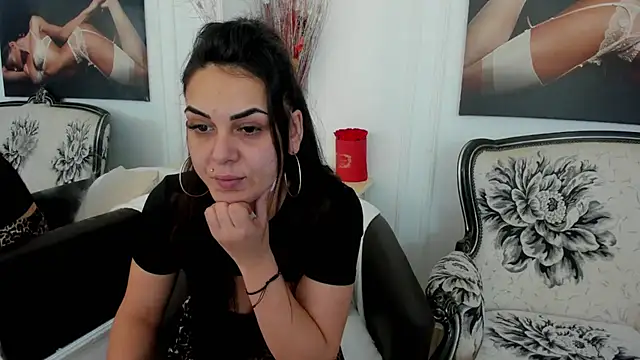 Snapshot of NicoleKatee chatting on October 2025 01:56:02 PM NicoleKatee online show from October 2025 01:56:02 PM