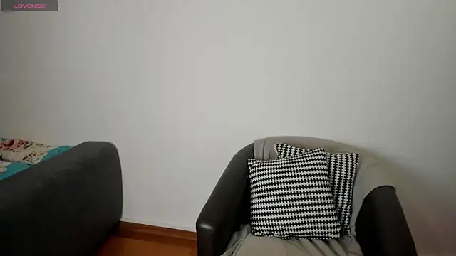 Snapshot of NicoleKatee chatting on November 2025 02:29:02 PM NicoleKatee online show from November 2025 02:29:02 PM