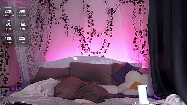 Kellybbface online show from November 2025 04:25:02 AM