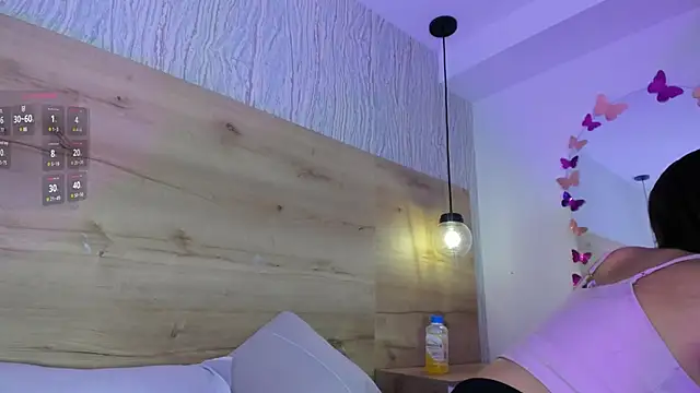 bella lovers  online show from February 2025 12:13:01 PM