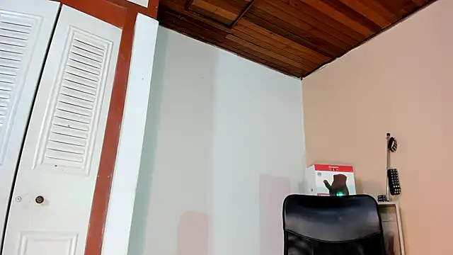 Violetta 0 online show from October 2025 02:17:02 PM