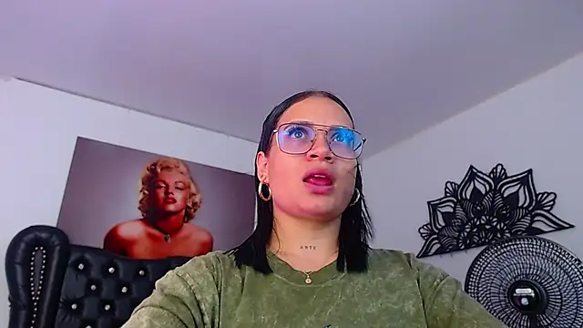 Taliana36 online show from March 2025 01:06:02 PM