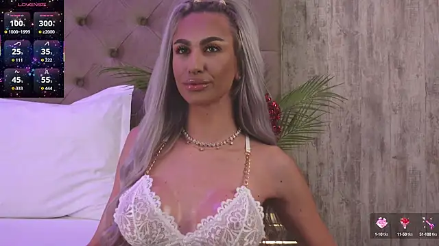 Snapshot of KarlaBart chatting on September 2025 07:28:01 PM KarlaBart online show from September 2025 07:28:01 PM