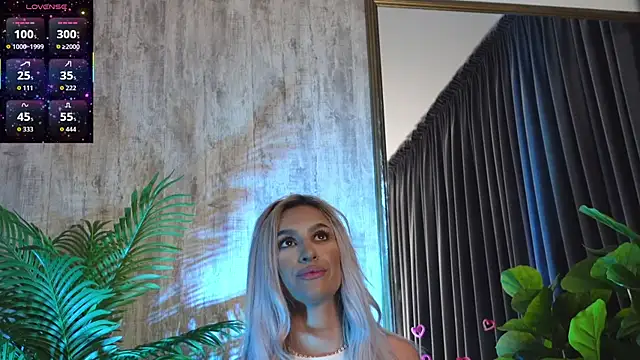 Snapshot of KarlaBart chatting on October 2025 07:24:02 PM KarlaBart online show from October 2025 07:24:02 PM