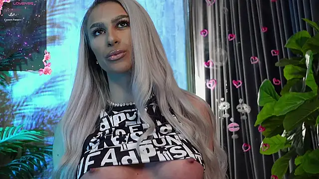 Snapshot of KarlaBart chatting on November 2025 08:07:01 PM KarlaBart online show from November 2025 08:07:01 PM