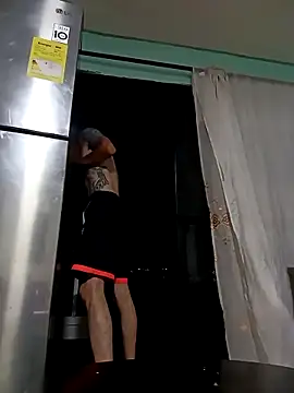 Snapshot of Dracoandr chatting on March 2025 01:12:01 AM Dracoandr online show from March 2025 01:12:01 AM