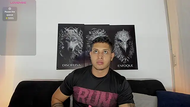 JohanSmith online show from October 2025 02:07:01 AM