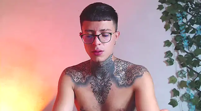 7 Saturno 7 online show from March 2025 04:05:01 AM