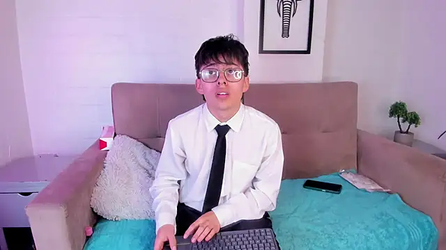 PepperTwink online show from February 2025 01:07:01 PM