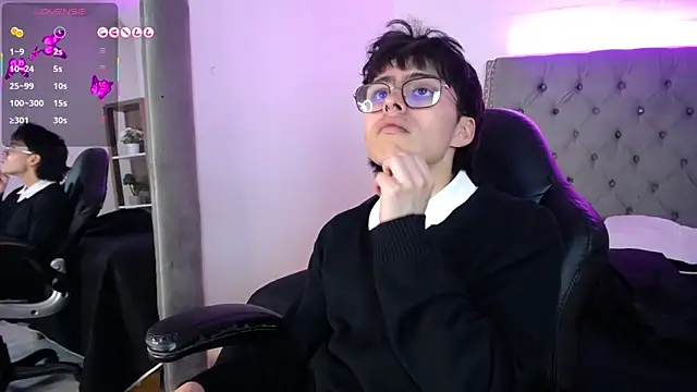 PepperTwink online show from September 2025 04:28:01 PM