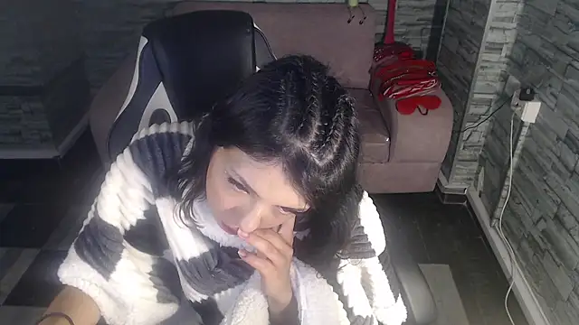 Snapshot of renata_russo_b chatting on February 2025 08:26:02 AM renata russo b online show from February 2025 08:26:02 AM