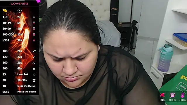 Aaliyah11 online show from October 2025 02:31:01 AM