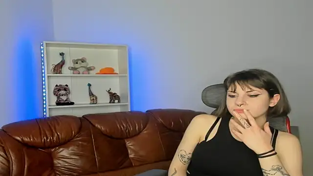 Vickyyy1233 online show from February 2025 09:17:01 PM