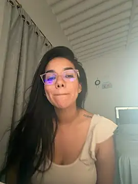 tezza smith online show from March 2026 03:43:01 AM