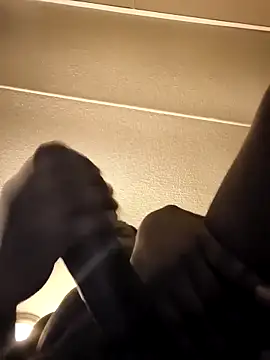 Snapshot of BigDMann40 chatting on April 2026 12:14:02 PM BigDMann40 online show from April 2026 12:14:02 PM