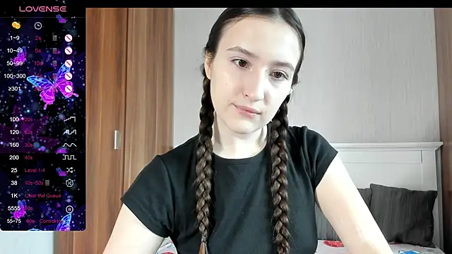 Cute  Nana online show from September 2025 06:18:01 AM