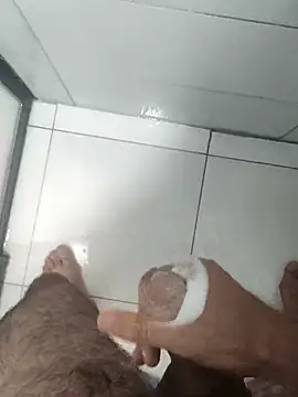 legolasleo online show from December 2025 07:42:01 PM