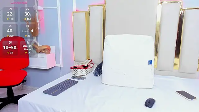 emmysandoval online show from October 2025 12:39:02 PM